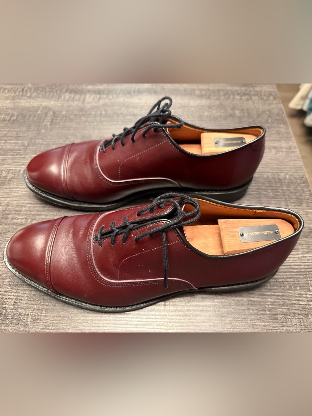 Allen Edmonds Men's Wine/Burgundy Leather Oxfords